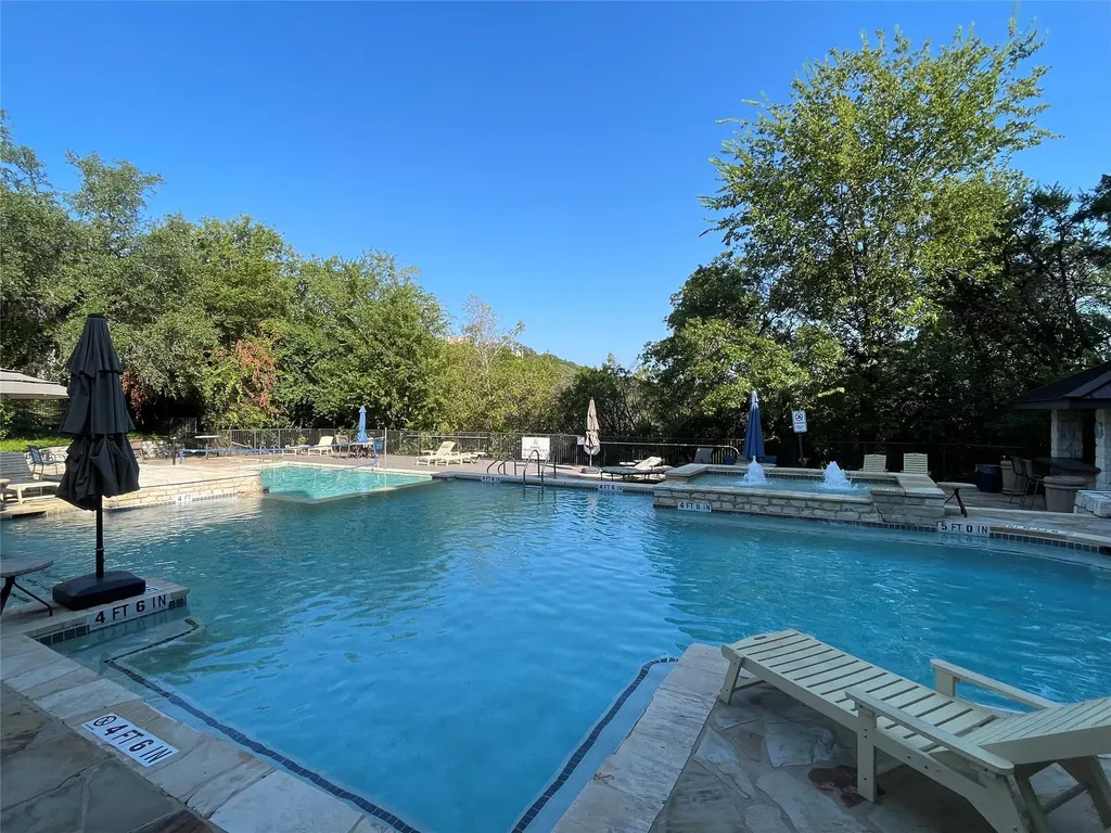 6000 Shepherd Mountain Cove Austin TX 78730