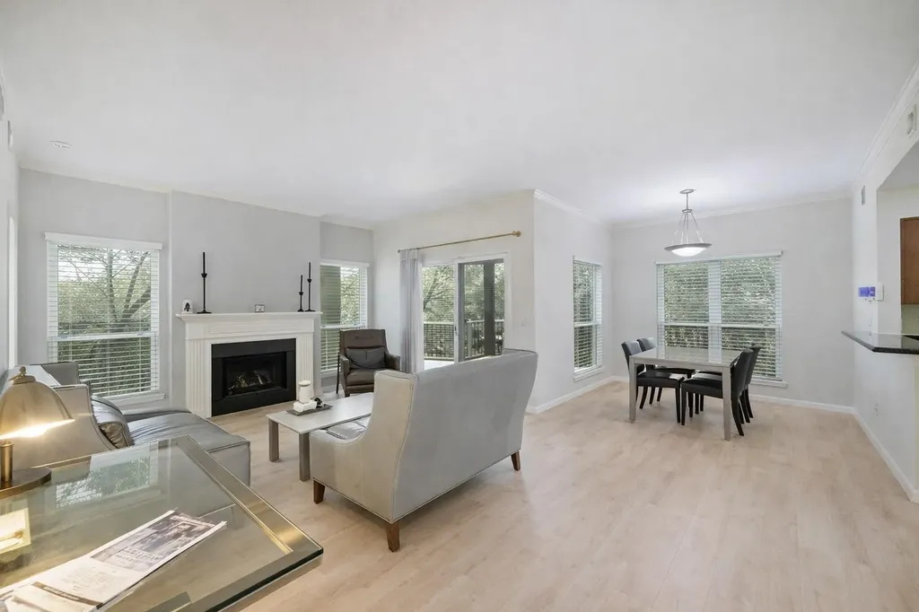 6000 Shepherd Mountain Cove Austin TX 78730