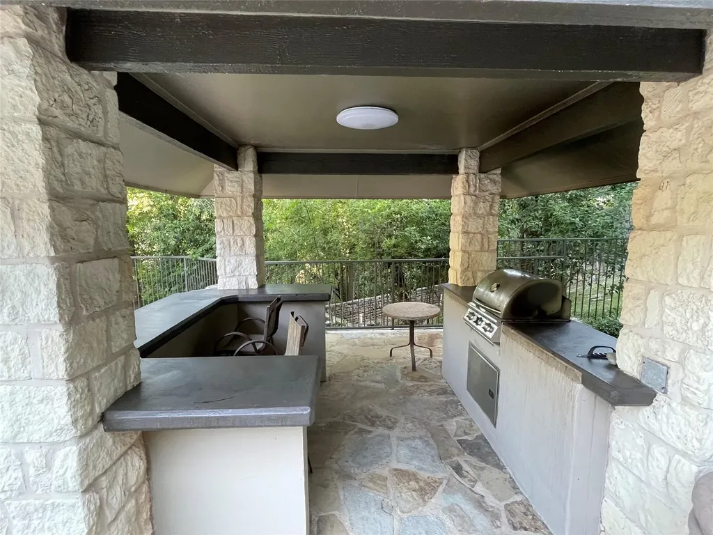 6000 Shepherd Mountain Cove Austin TX 78730