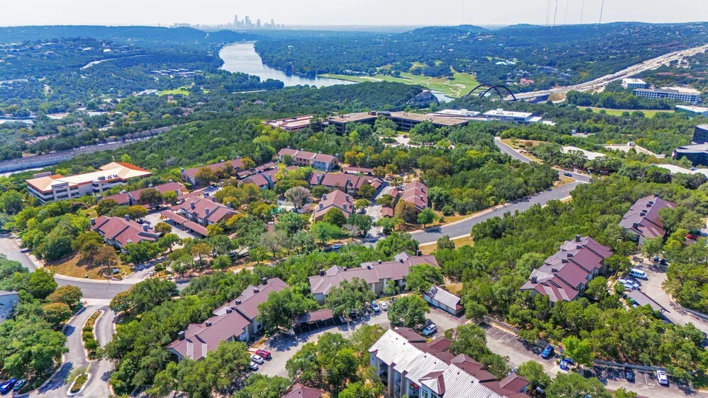 6000 Shepherd Mountain Cove Austin TX 78730