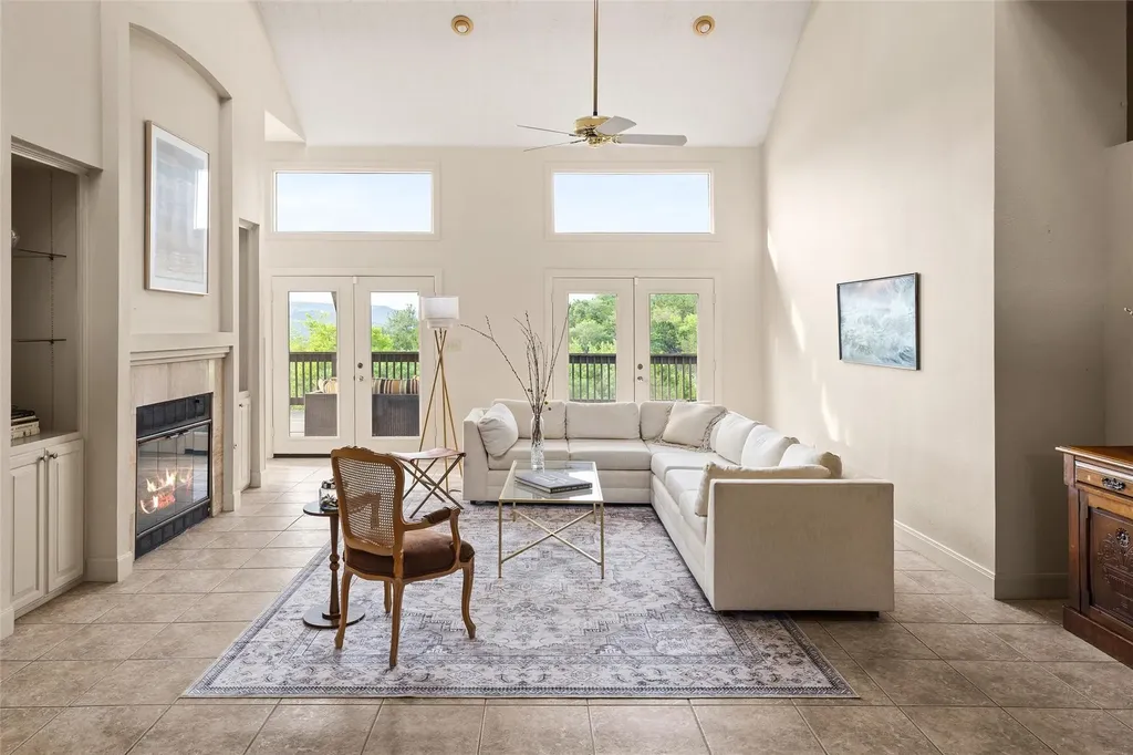 5900 Westslope Drive Austin TX 78731