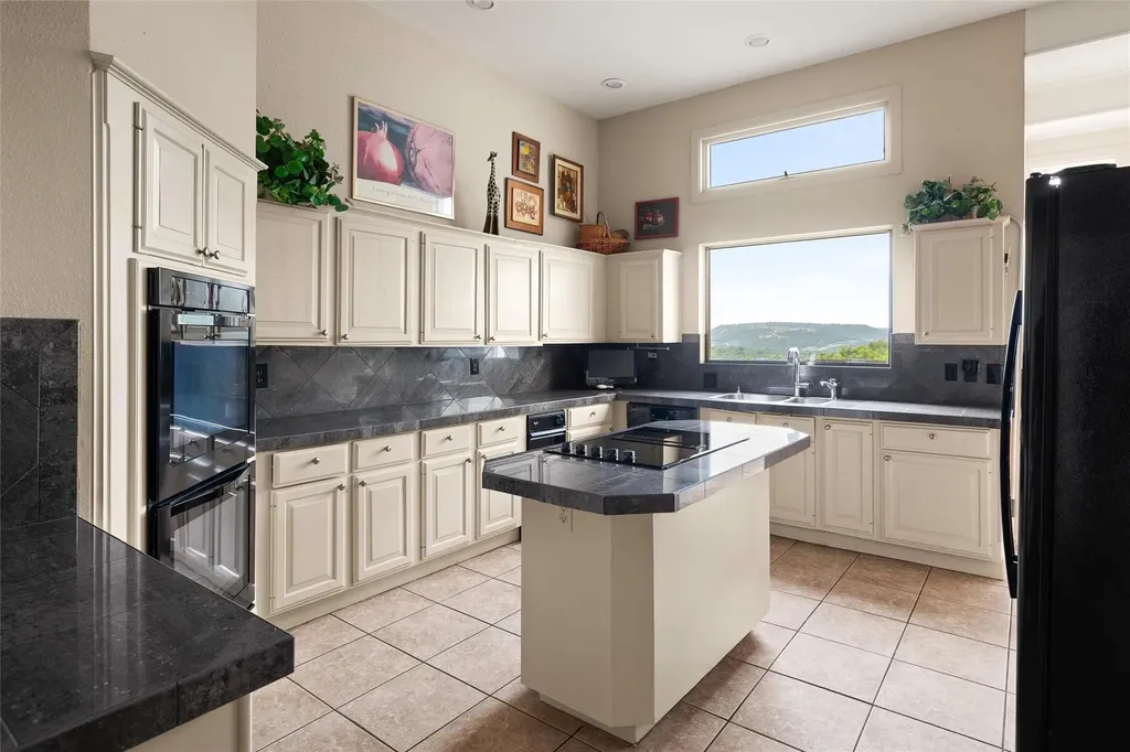 5900 Westslope Drive Austin TX 78731
