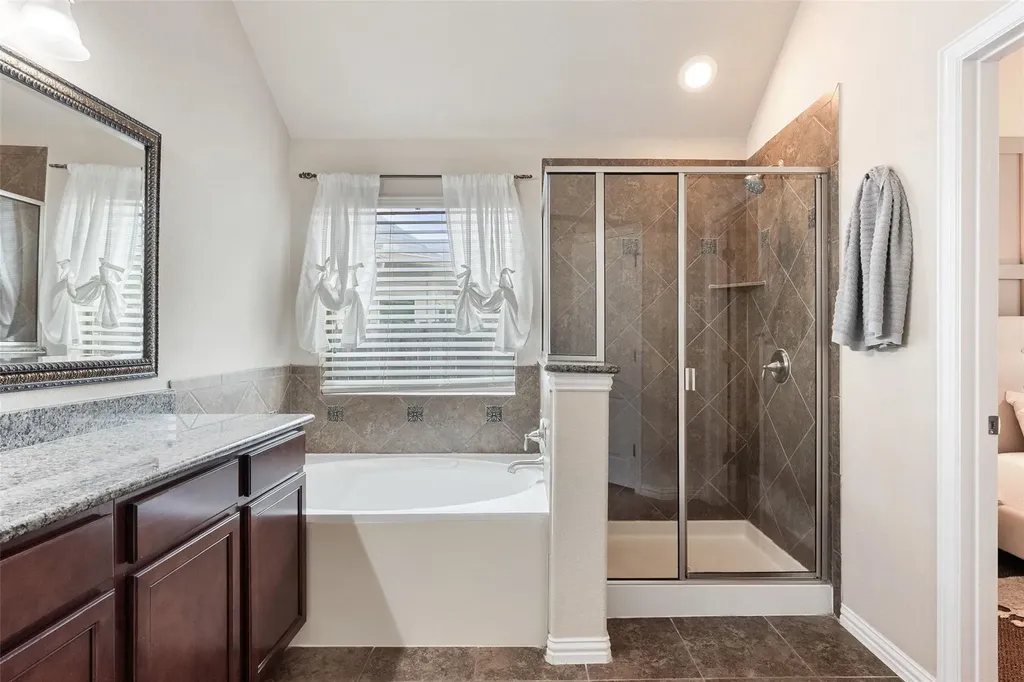 535 Oyster Creek Buda TX 78610