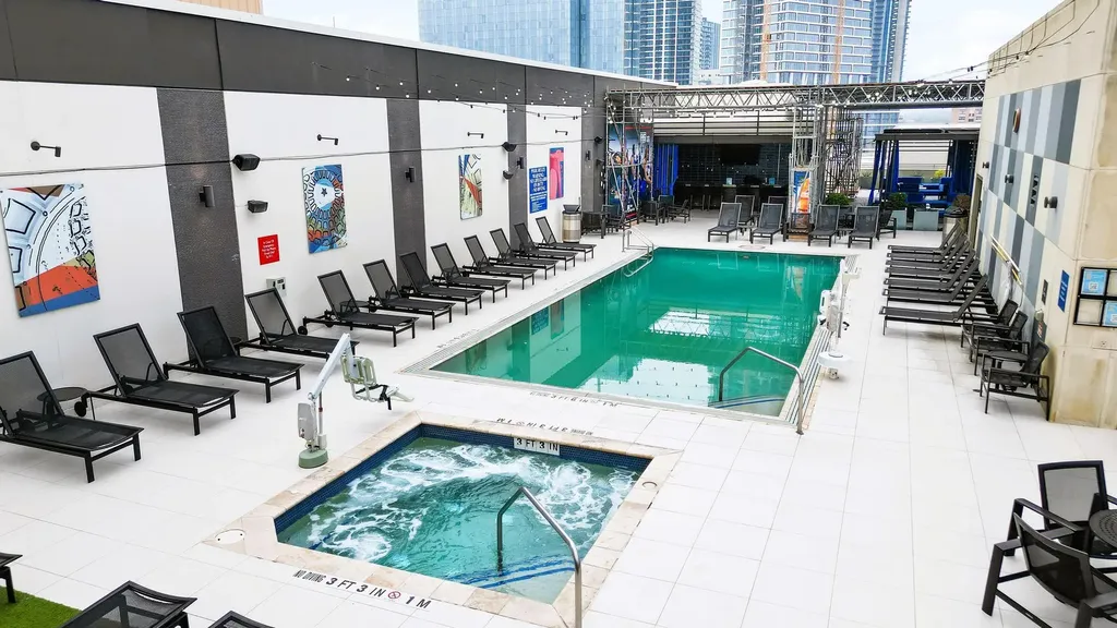 555 E 5th Street Austin TX 78701