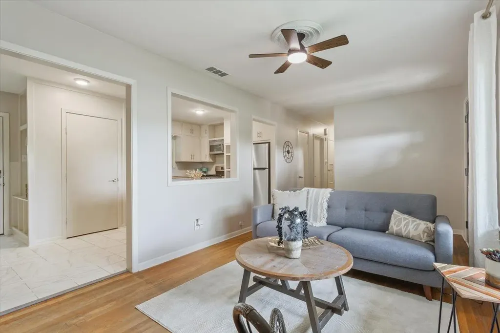 804 Ash Street Georgetown TX 78626