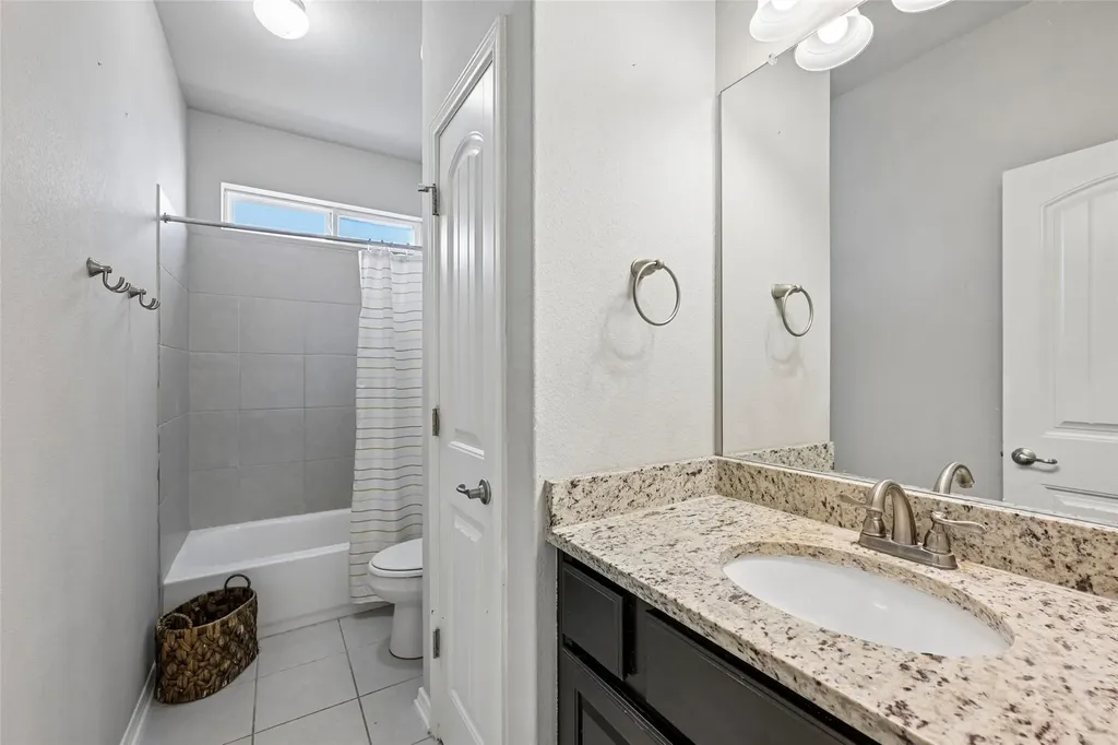 1297 Harwell Loop Kyle TX 78640