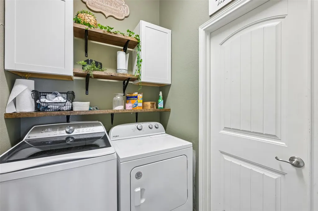 1297 Harwell Loop Kyle TX 78640