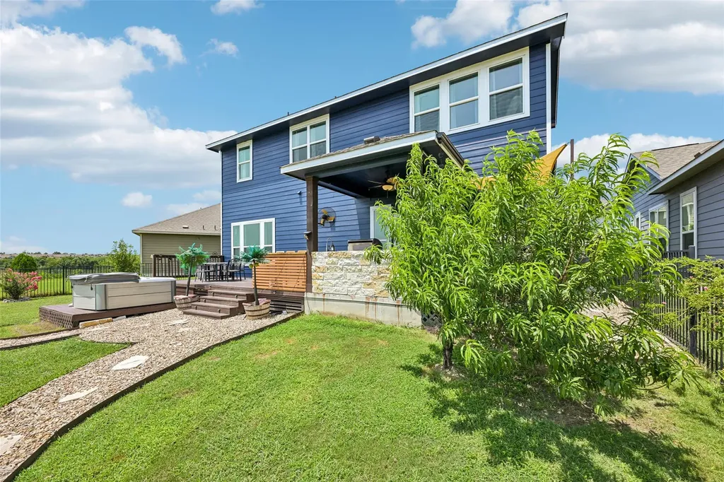 1297 Harwell Loop Kyle TX 78640