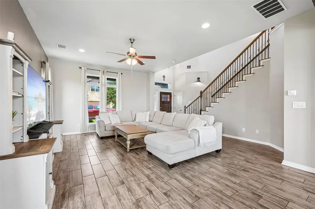1297 Harwell Loop Kyle TX 78640