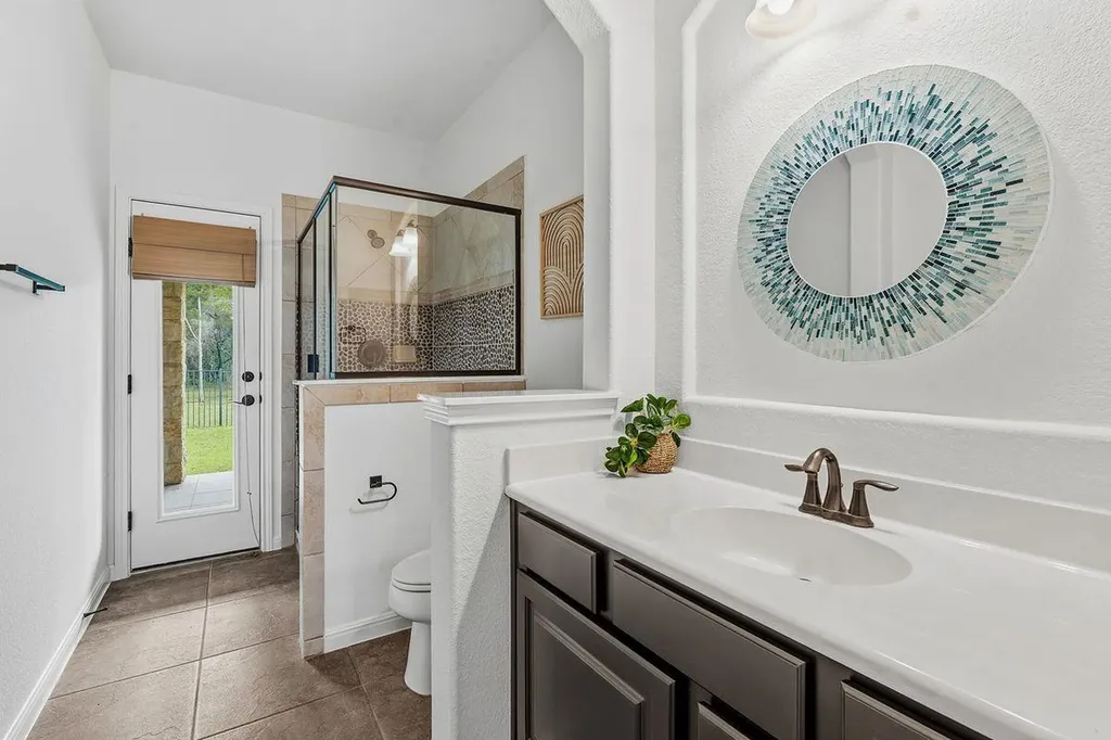 104 Quarry Lake Estate Liberty Hill TX 78642