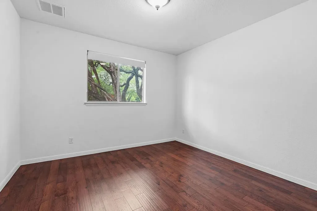 104 Quarry Lake Estate Liberty Hill TX 78642