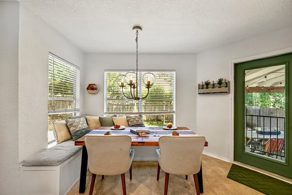 8416 Kansas River Drive Austin TX 78745