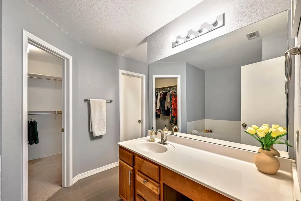 8416 Kansas River Drive Austin TX 78745