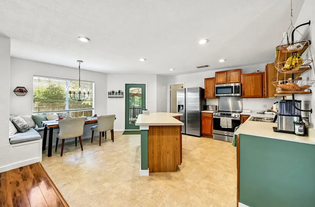 8416 Kansas River Drive Austin TX 78745