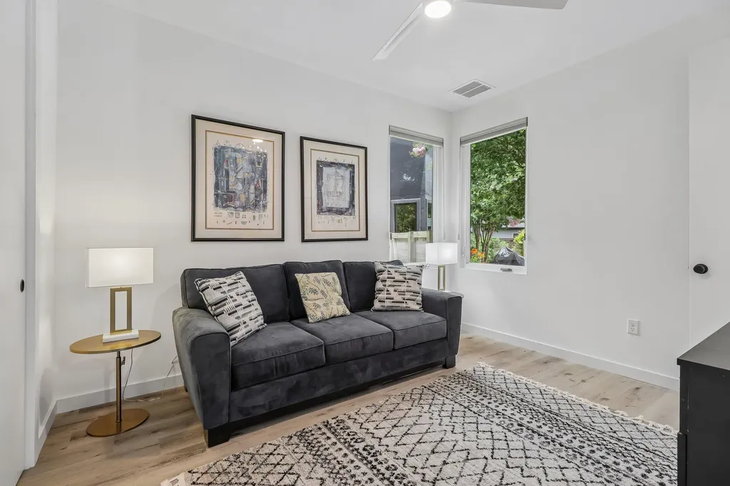 1406 Camelot Circle Austin TX 78745