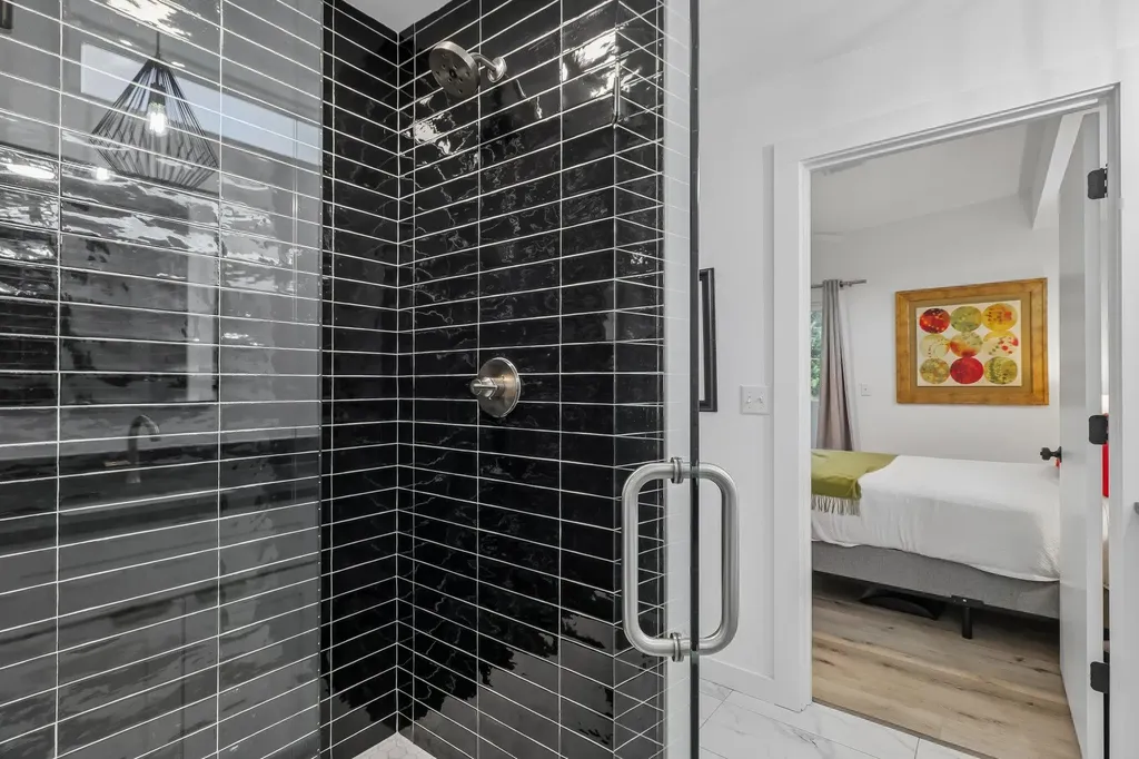 1406 Camelot Circle Austin TX 78745