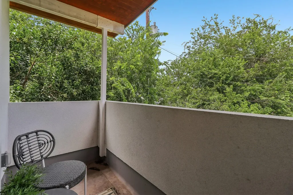 1406 Camelot Circle Austin TX 78745