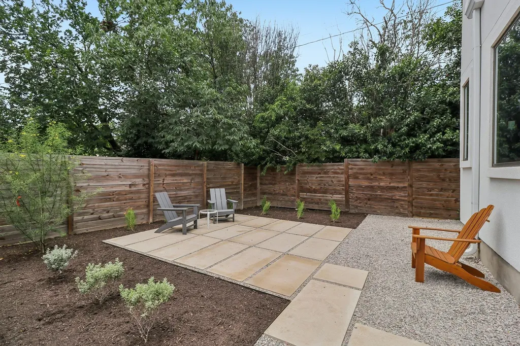 1406 Camelot Circle Austin TX 78745