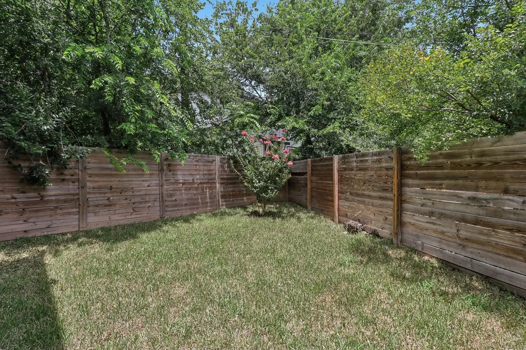 1406 Camelot Circle Austin TX 78745