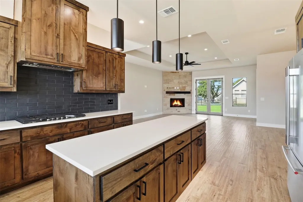 128 Broadgreen Trail Kingsland TX 78639