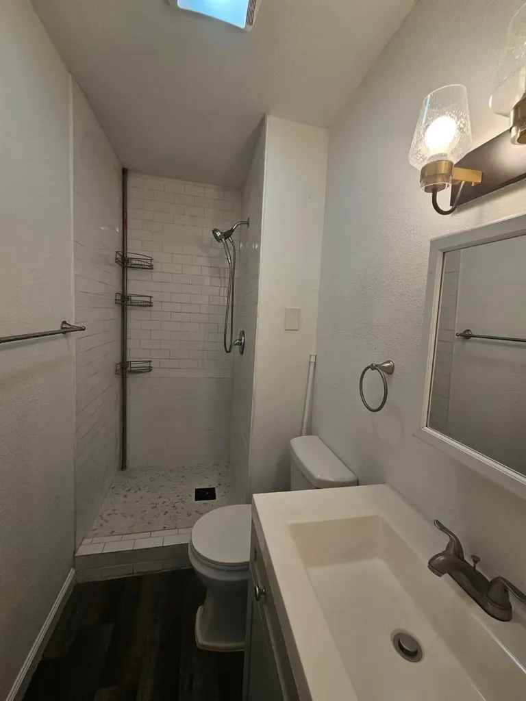 1401 Trinity Street Lockhart TX 78644