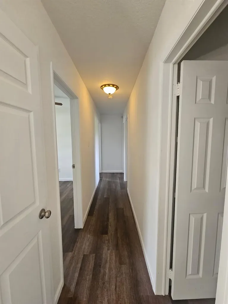 1401 Trinity Street Lockhart TX 78644