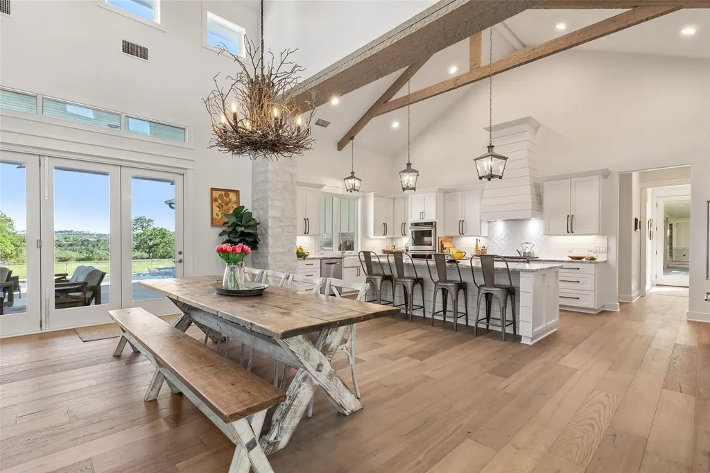 3870B Creek Road Dripping Springs TX 78620