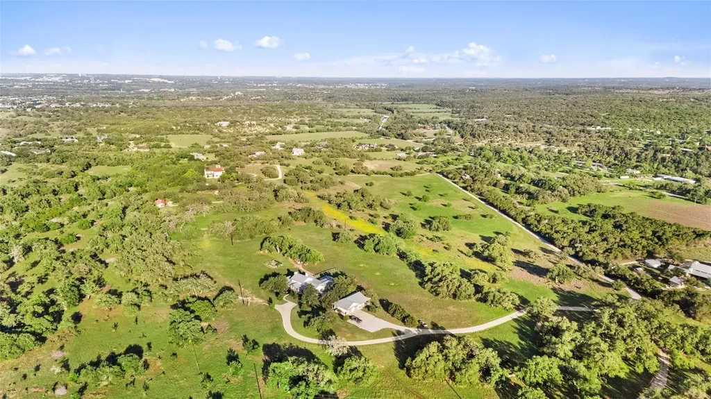 3870B Creek Road Dripping Springs TX 78620