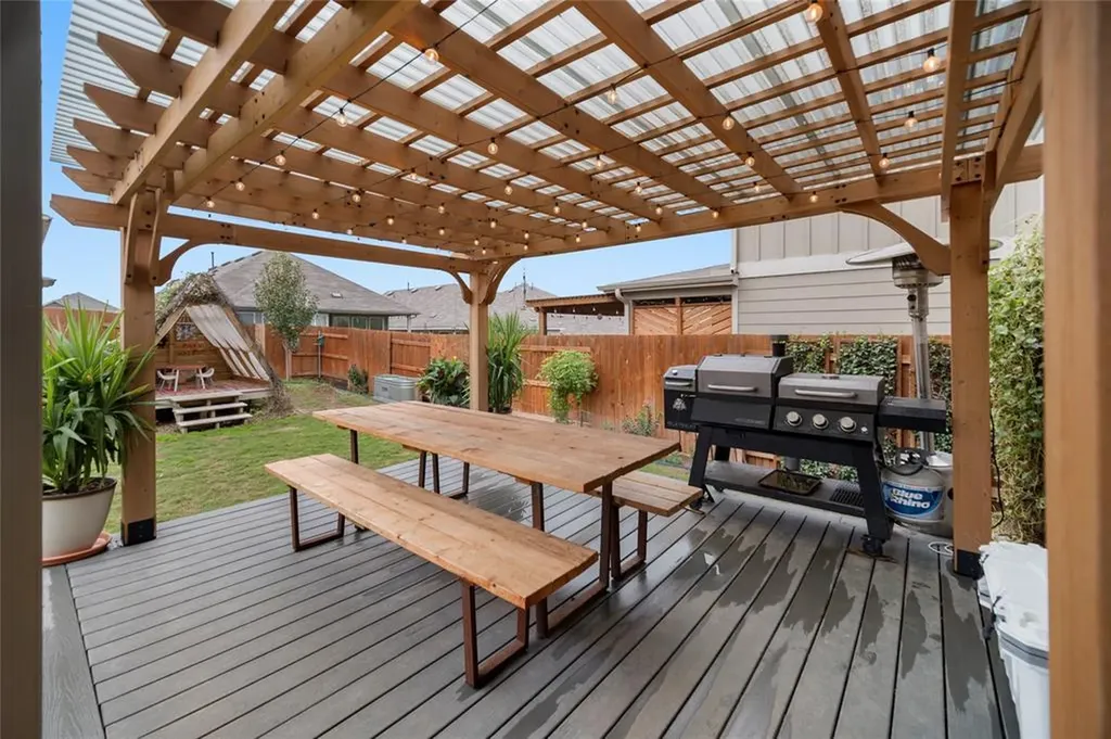263 Beechnut Drive Buda TX 78610