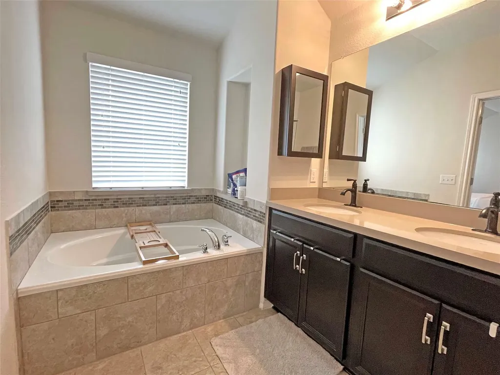 13313 Henneman Drive Pflugerville TX 78660