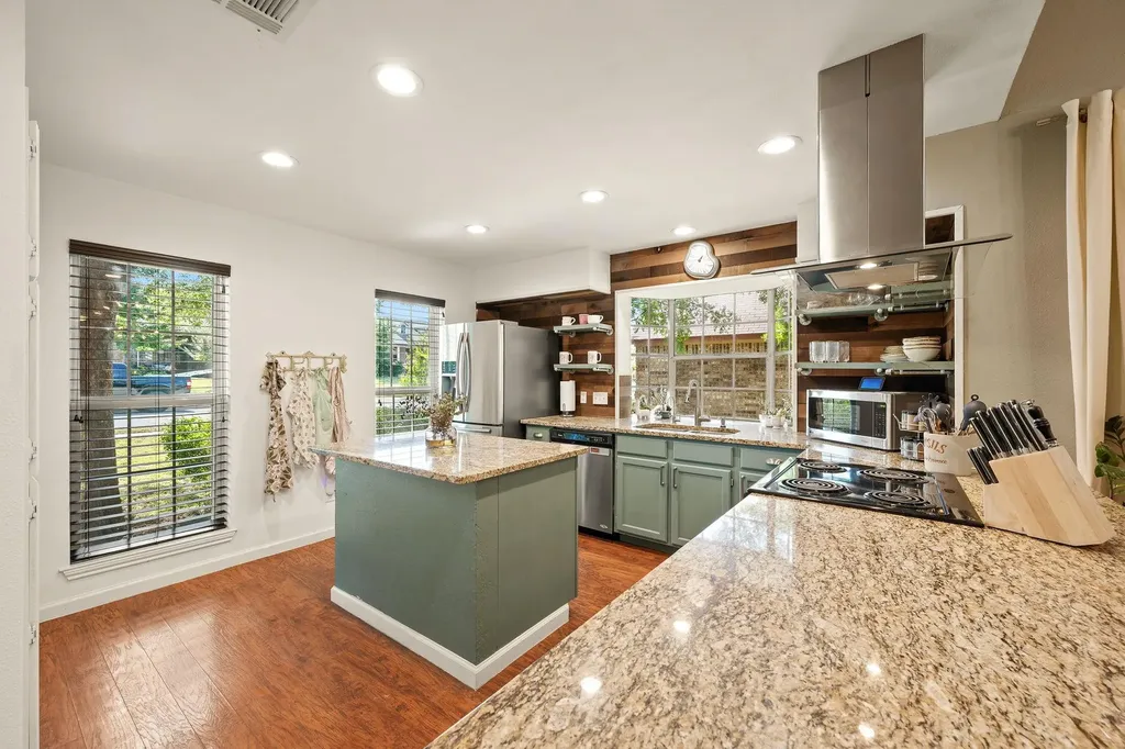 705 Canyon Bend Road Pflugerville TX 78660