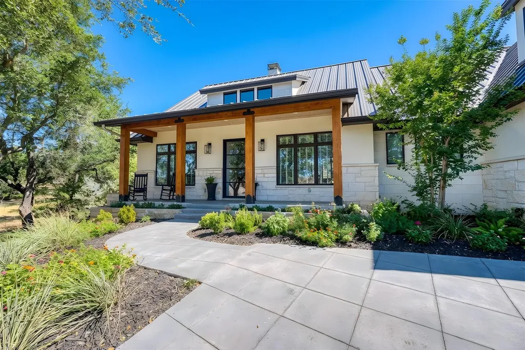 111 Florentine Horseshoe Bay TX 78657