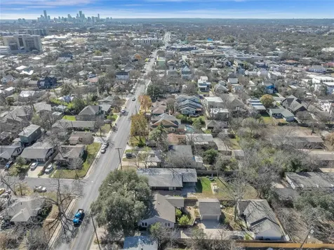 5210 Woodrow Avenue Austin TX 78756