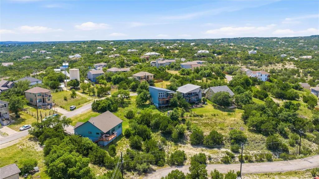 10704 Lake Park Drive Dripping Springs TX 78620
