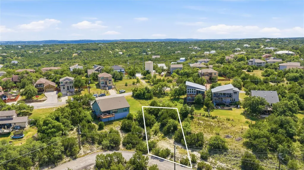 10704 Lake Park Drive Dripping Springs TX 78620