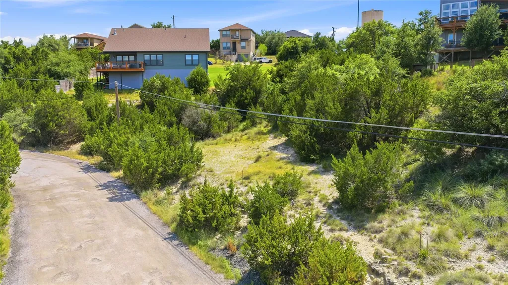 10704 Lake Park Drive Dripping Springs TX 78620