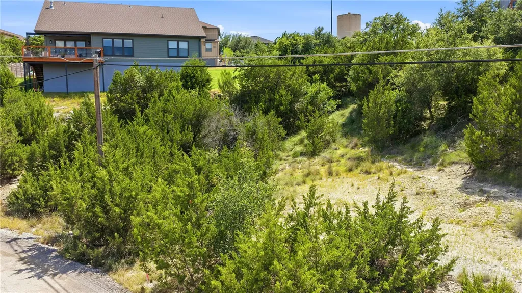 10704 Lake Park Drive Dripping Springs TX 78620