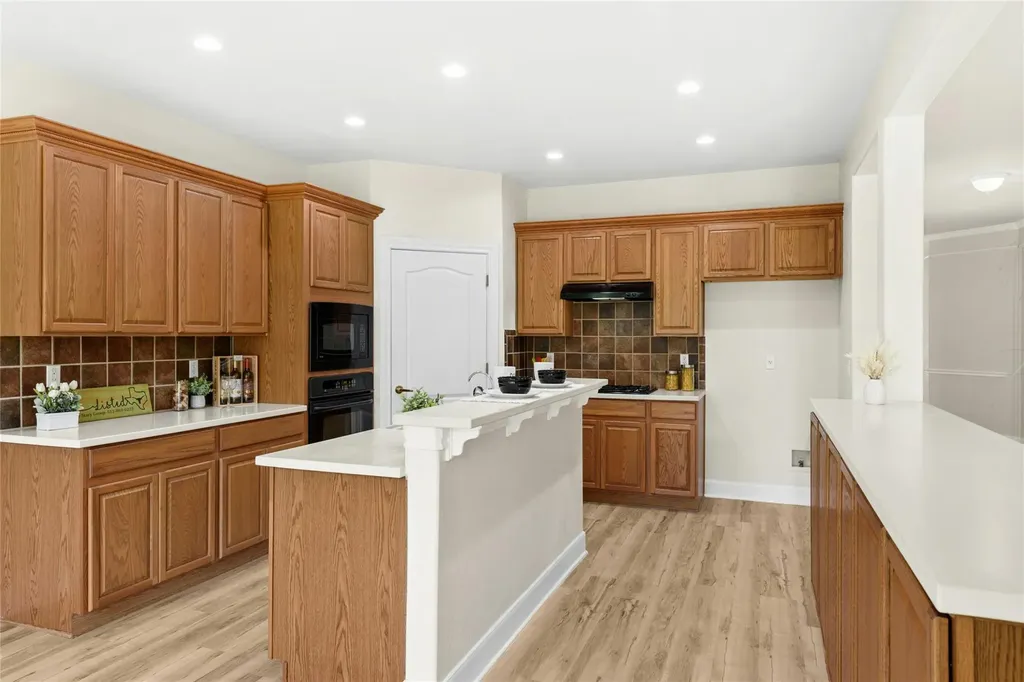 311 Rio Grande Loop Georgetown TX 78633