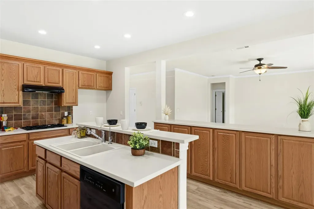 311 Rio Grande Loop Georgetown TX 78633