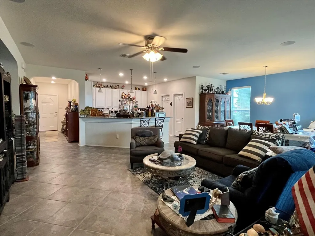 503 Yosemite Trail Taylor TX 76574