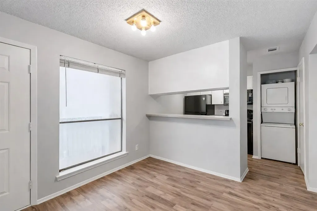 3115 Helms Street Austin TX 78705