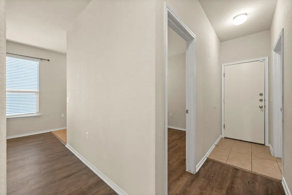 5704 Levenwood Lane Austin TX 78724