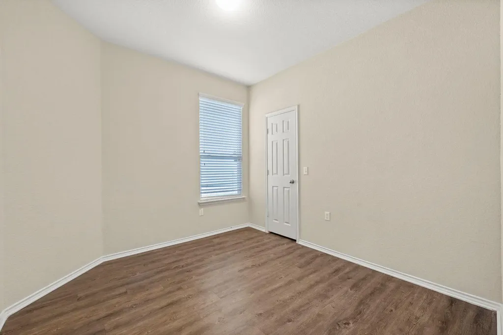 5704 Levenwood Lane Austin TX 78724