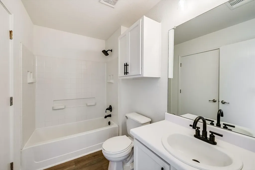 3409 Sand Dunes Avenue Austin TX 78744