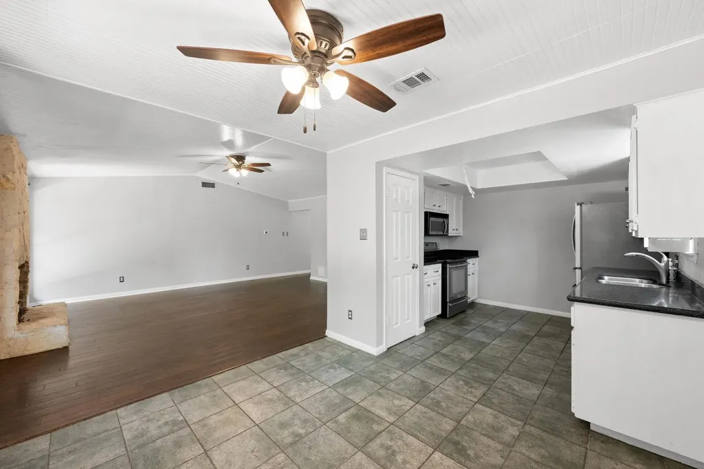 3303 Sanderling Trail Austin TX 78746