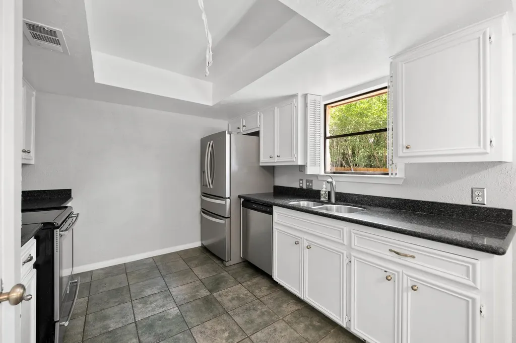 3303 Sanderling Trail Austin TX 78746