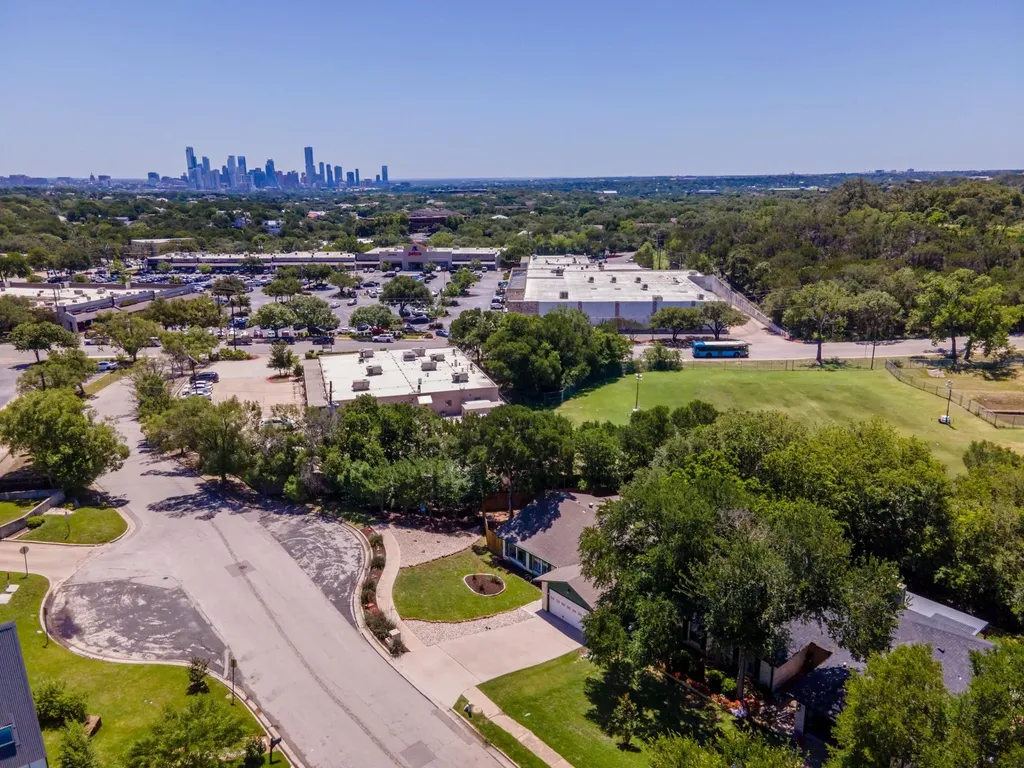 3303 Sanderling Trail Austin TX 78746