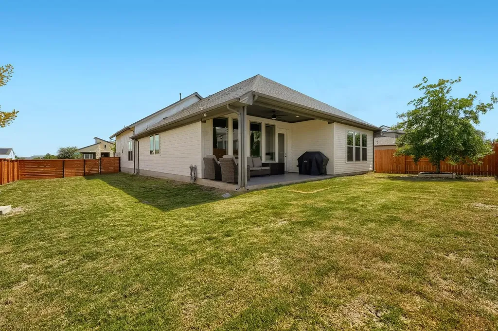 7901 Gilwice Lane Austin TX 78744