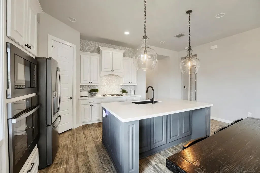 7901 Gilwice Lane Austin TX 78744