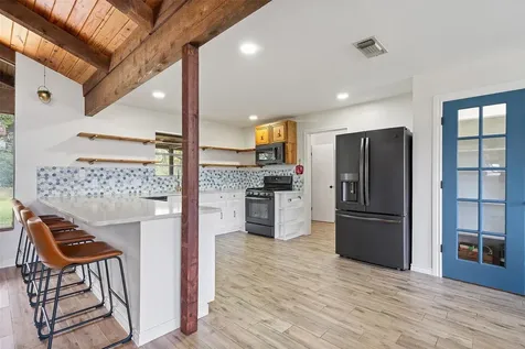 121 Merrywood Lane San Marcos TX 78666